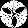 三つ寄せ銀杏