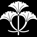 三つ立ち
細違い銀杏