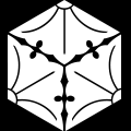 六角
三つ割り銀杏